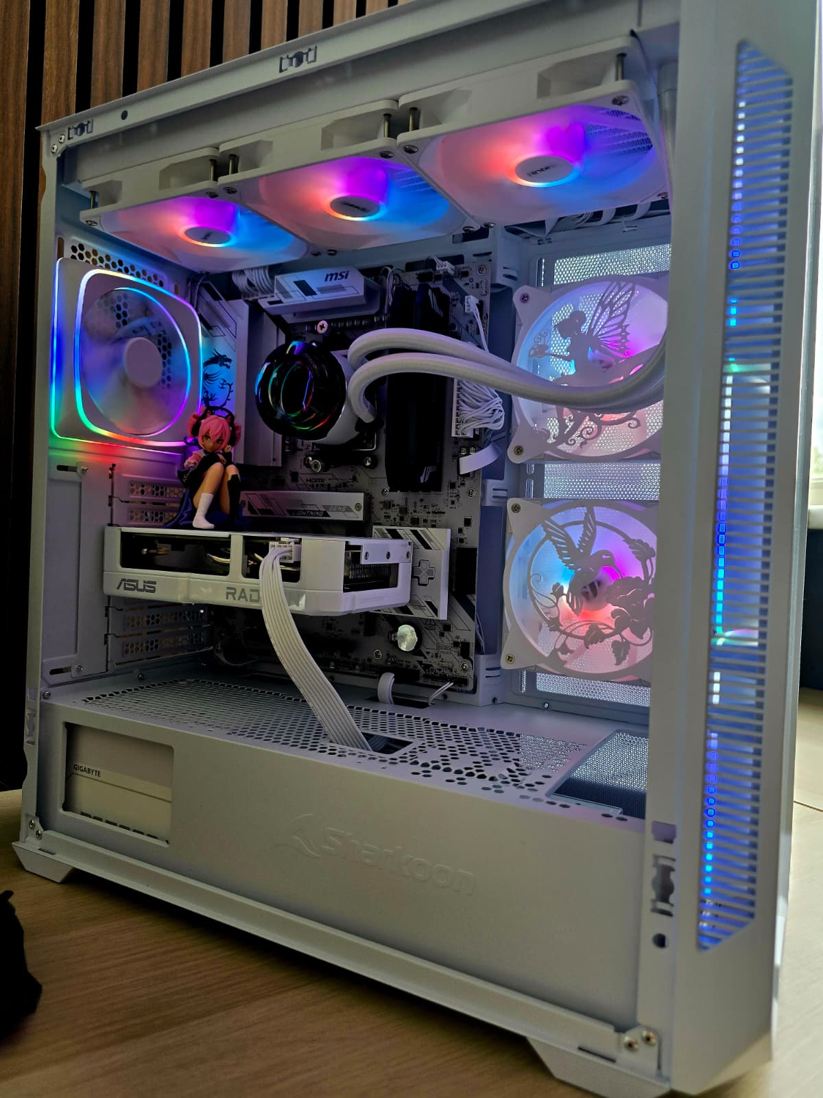 Game PC SET Ryzen 5 7600X RX 9060XT 16GB 32GB DDR5 + 32" 240Hz