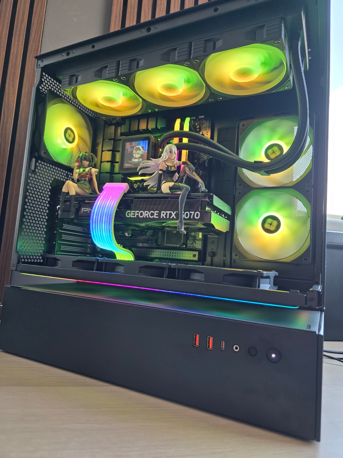 Anime PC SET | Ryzen 7 7800X3D RTX 5070 + QHD 180Hz