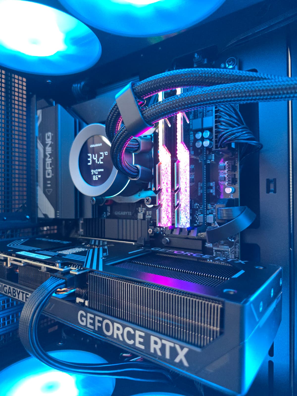 1.Xpand Gaming JDM Edition – i5-14600KF | RTX 5070 | 34" UltraWide Gaming Set
